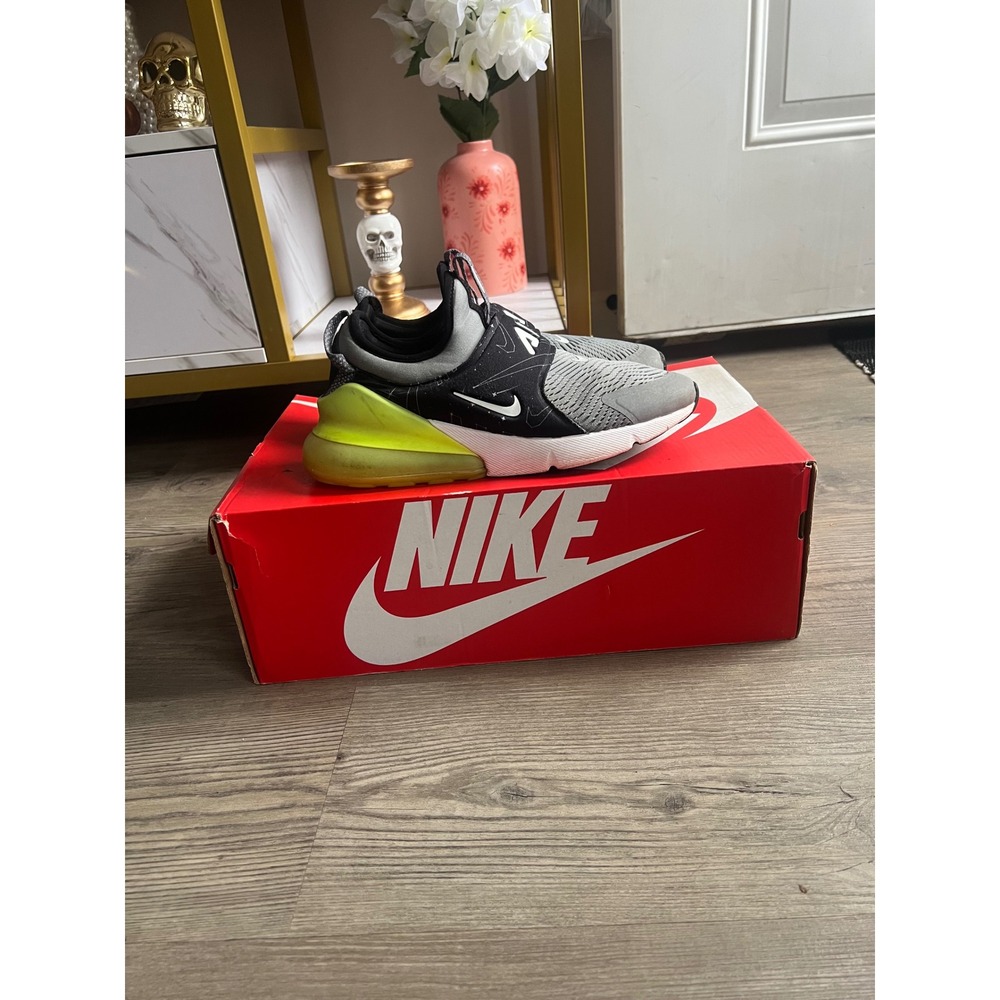 Nike Air Max 270 Youth Extreme SE Constellations Size 6.5Y CZ4505-001